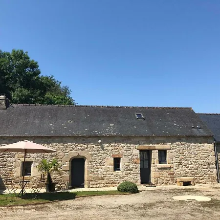 Le Clos De Botcarn Hébergement de vacances